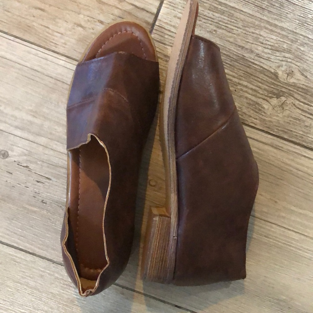 Women’s Shoes